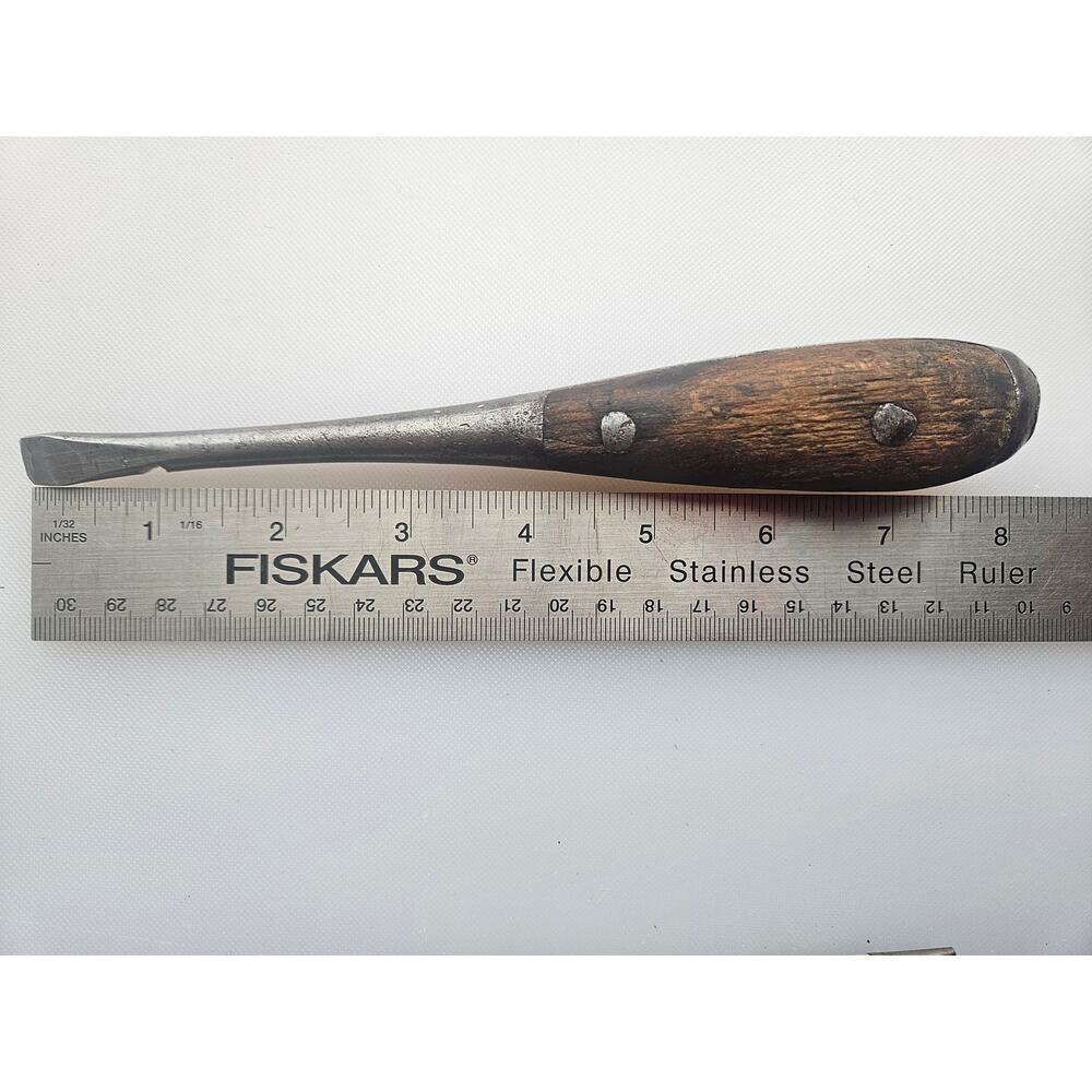 Antique 1920's "8" Perfect Handle style screwdriver, nick on blade - Picture 4 of 7